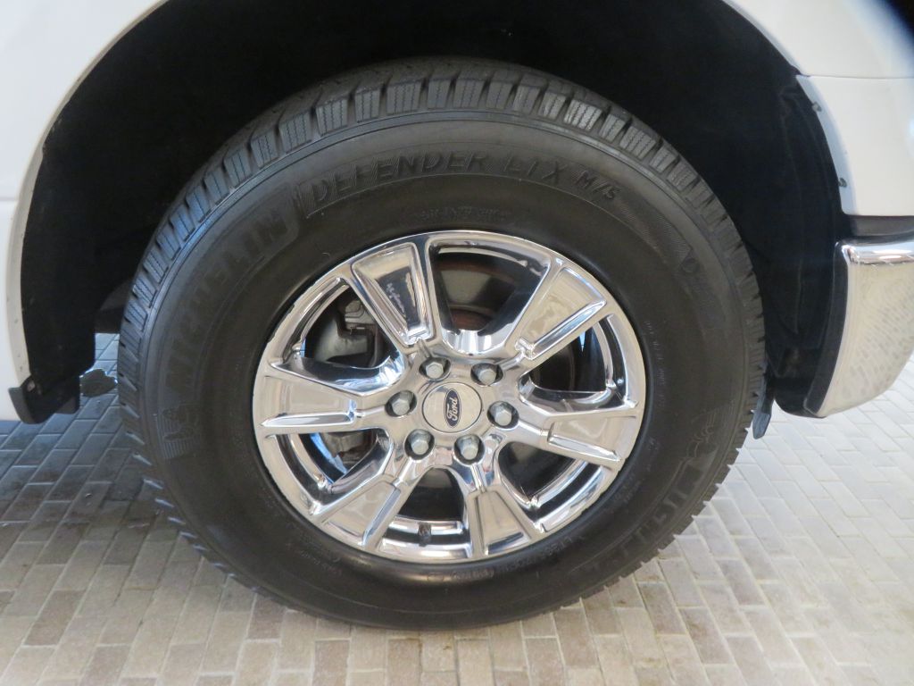 Photo 10 of this FORD F150