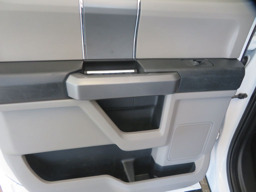 Photo 18 of this FORD F150