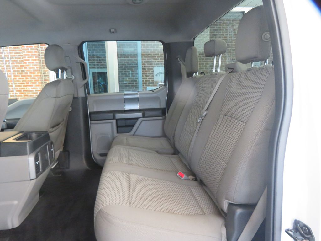 Photo 19 of this FORD F150