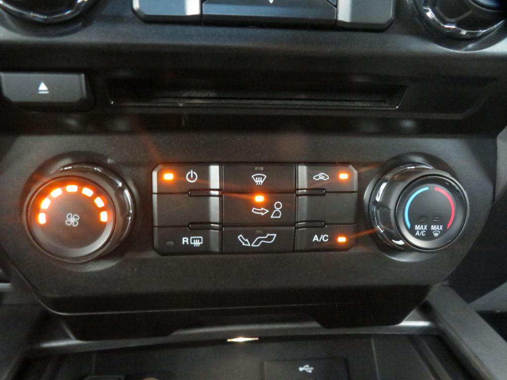 Photo 41 of this FORD F150