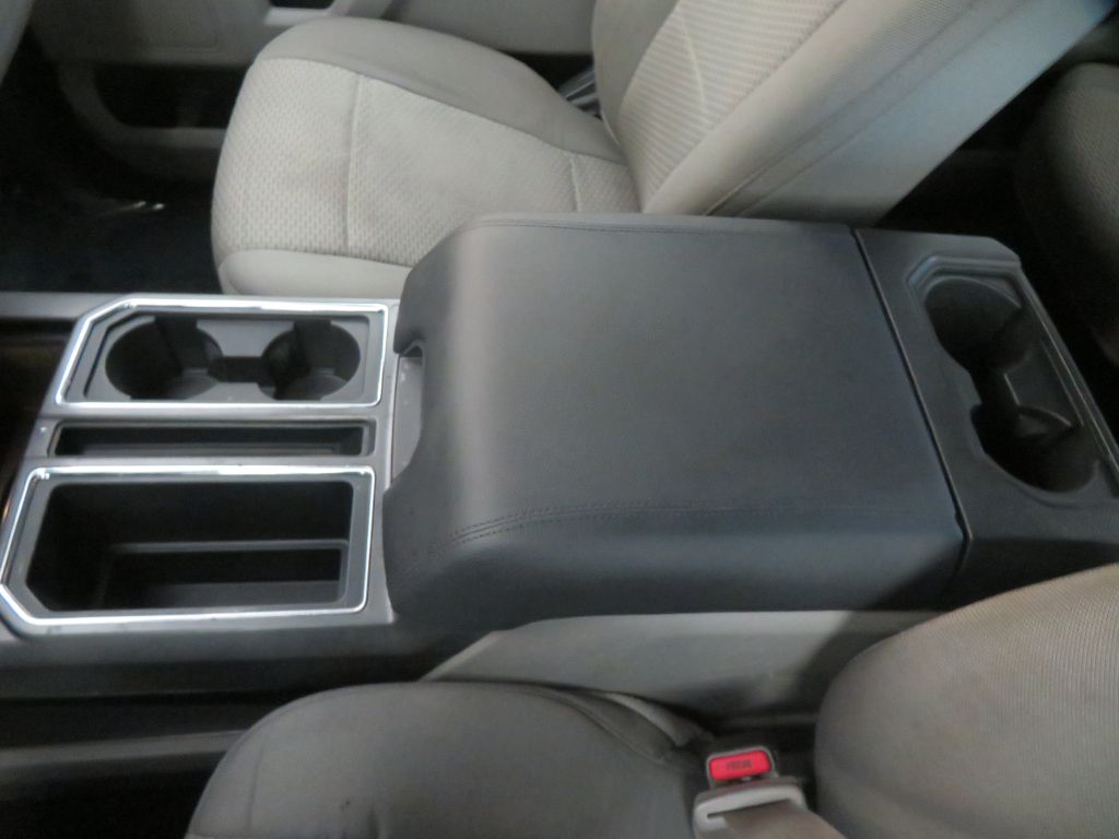 Photo 44 of this FORD F150