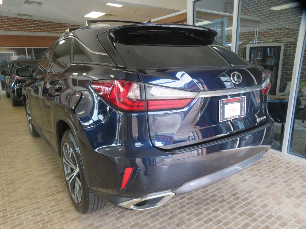 Photo 6 of this LEXUS RX