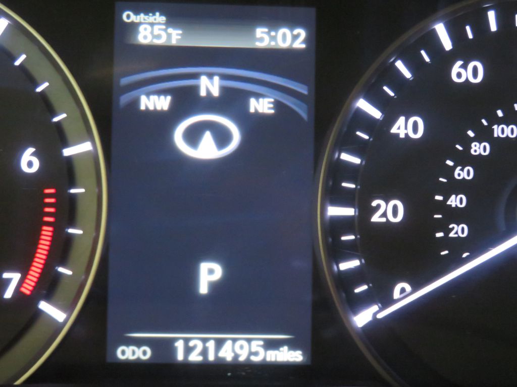 Photo 32 of this LEXUS RX