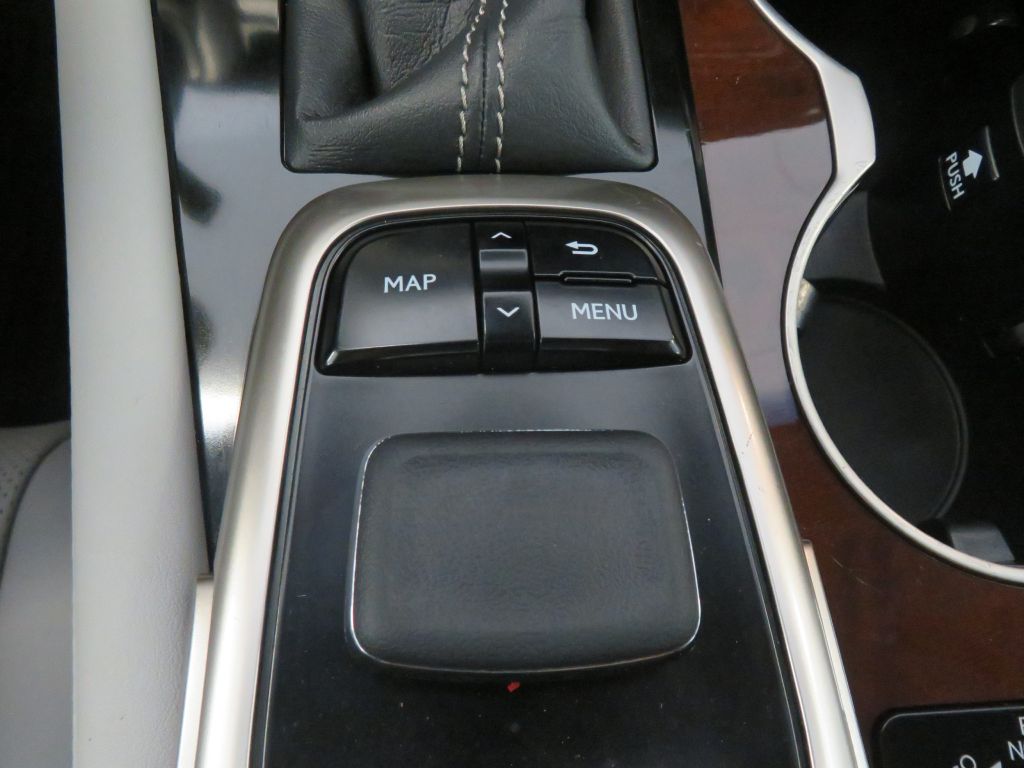 Photo 47 of this LEXUS RX