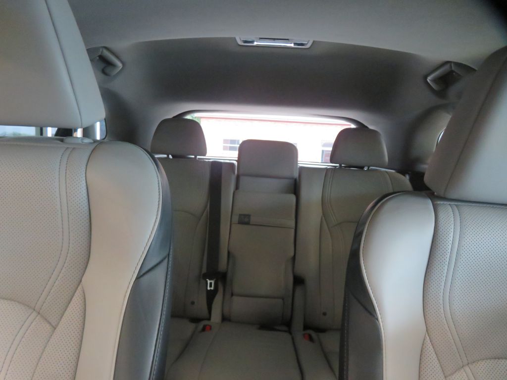 Photo 50 of this LEXUS RX