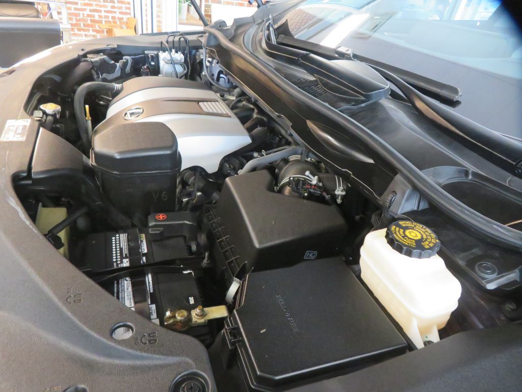 Photo 63 of this LEXUS RX