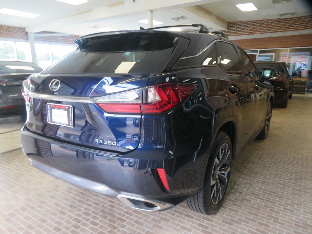 Photo 70 of this LEXUS RX