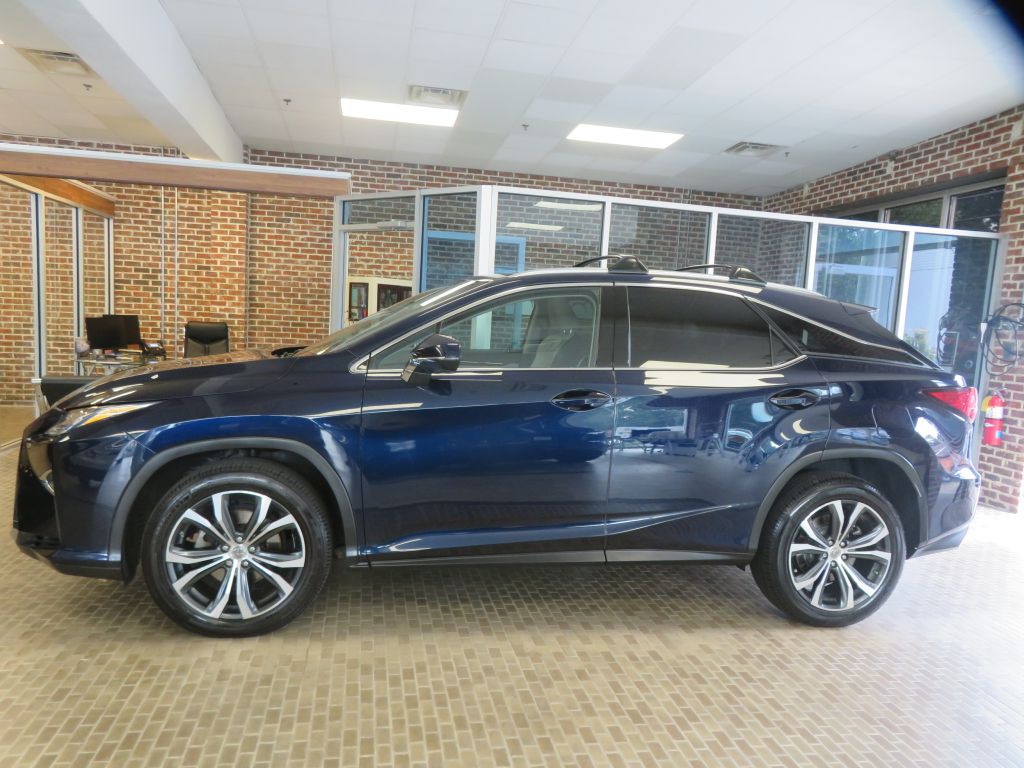 Photo 78 of this LEXUS RX