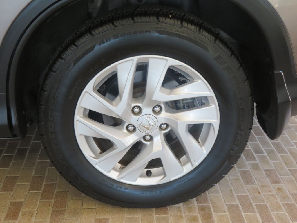 Photo 8 of this HONDA CR-V