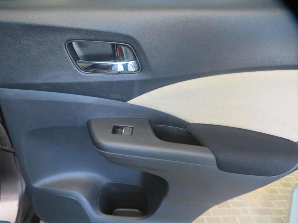 Photo 19 of this HONDA CR-V