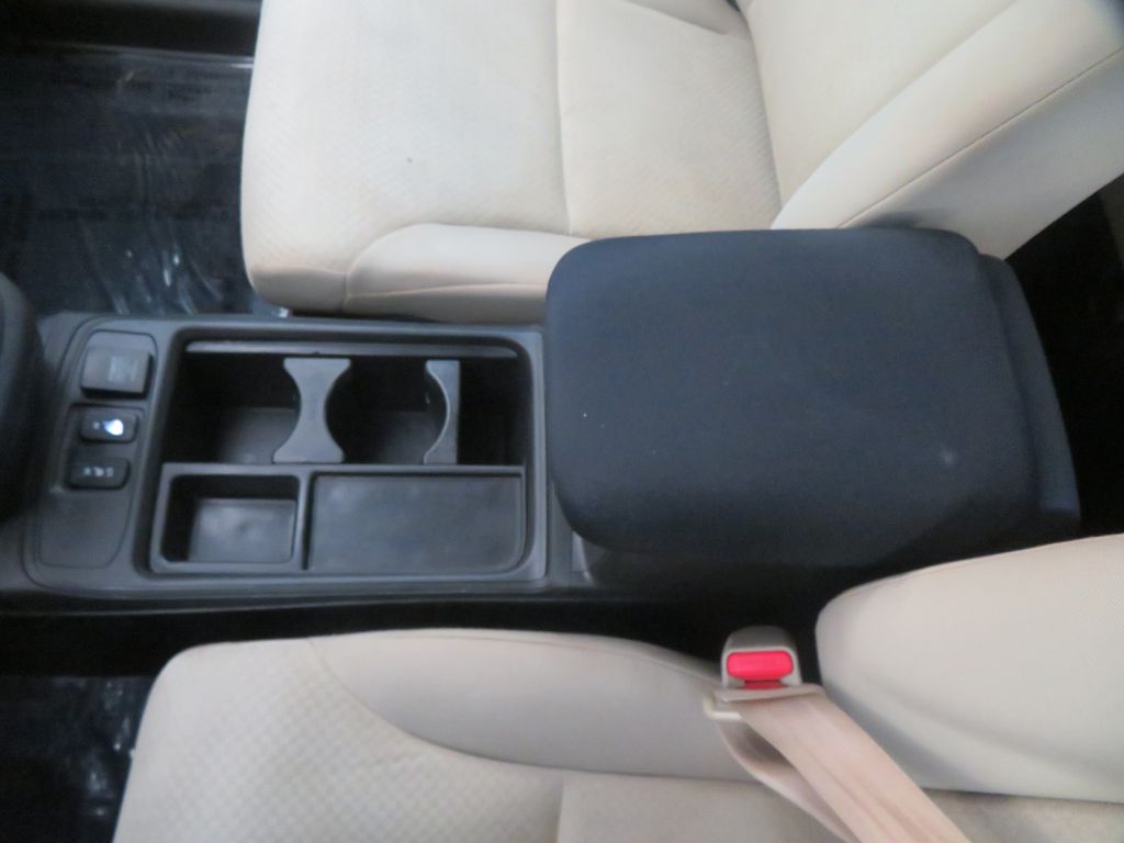 Photo 39 of this HONDA CR-V