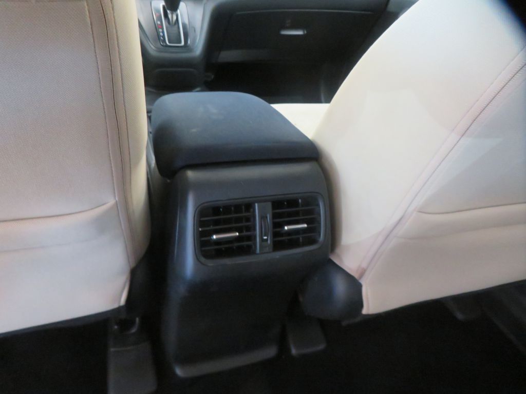 Photo 44 of this HONDA CR-V