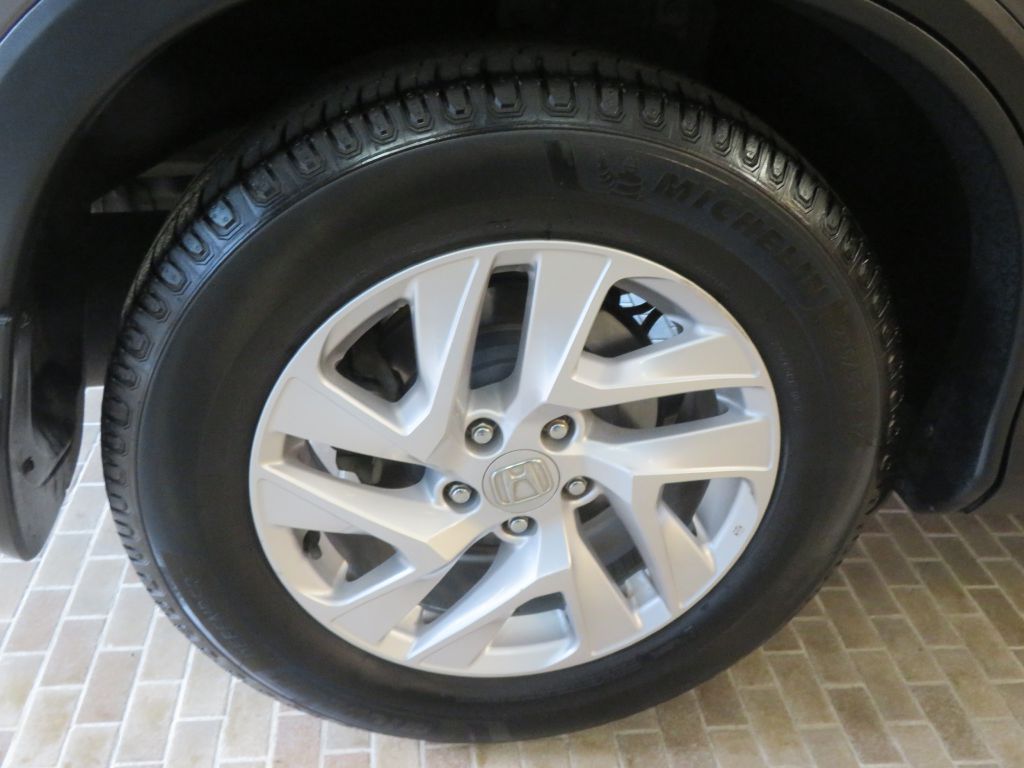 Photo 9 of this HONDA CR-V