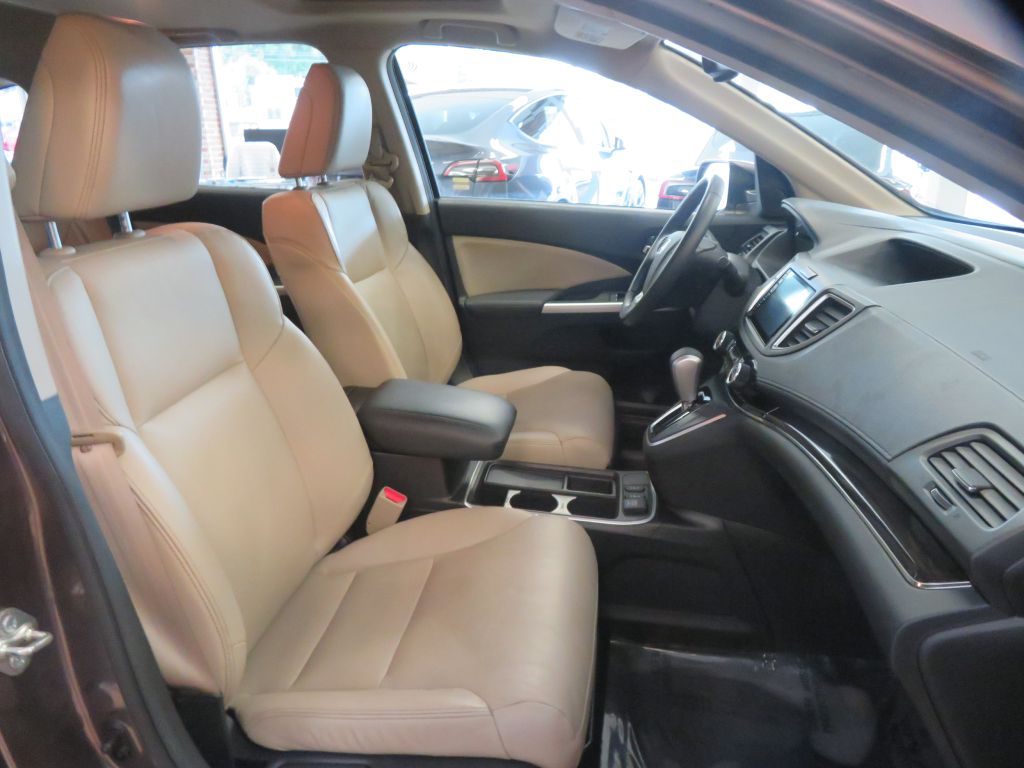 Photo 25 of this HONDA CR-V