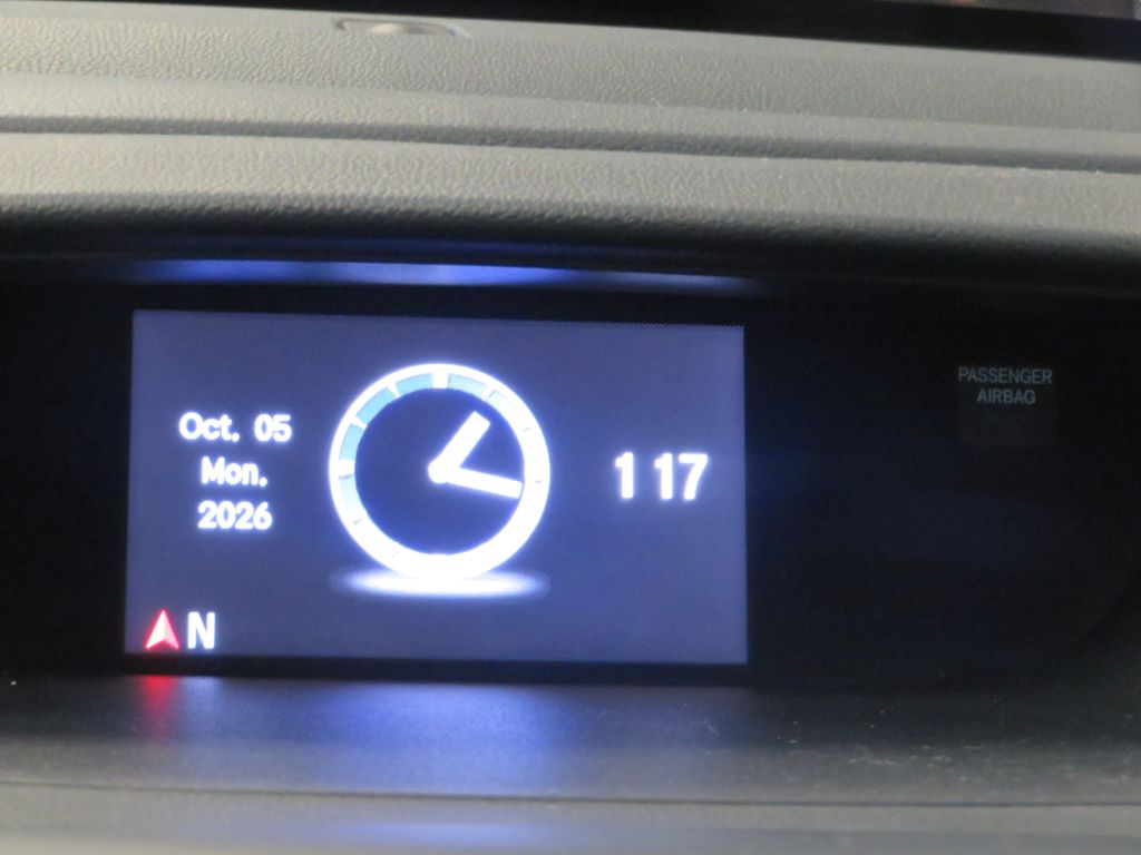 Photo 37 of this HONDA CR-V