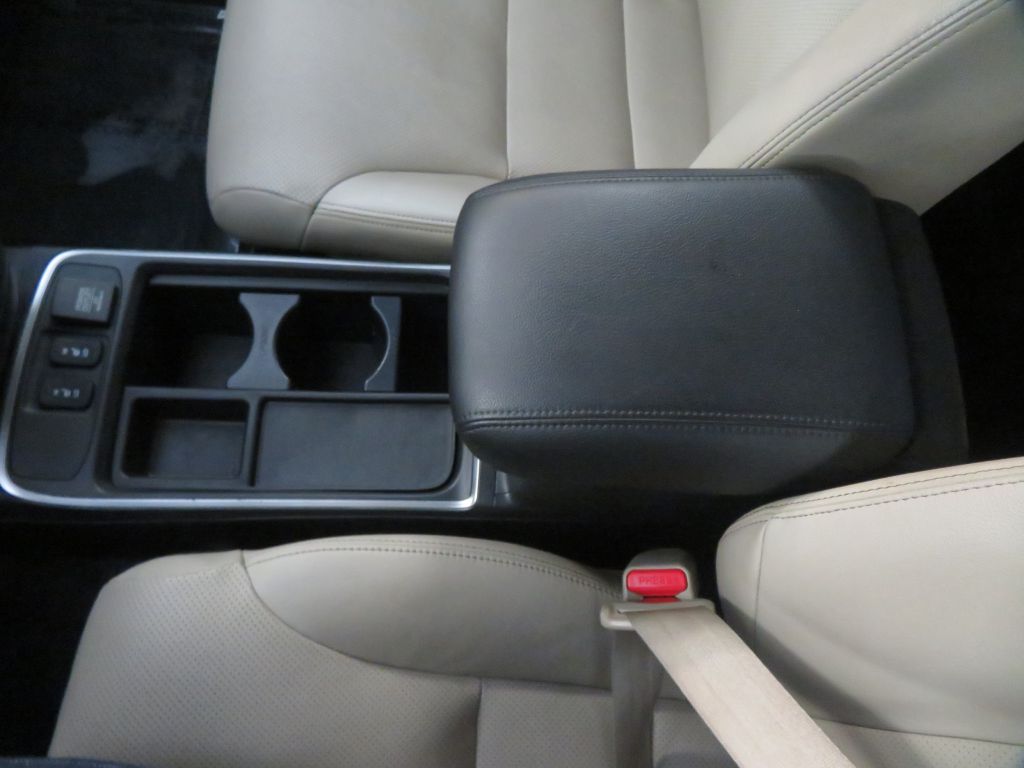 Photo 45 of this HONDA CR-V