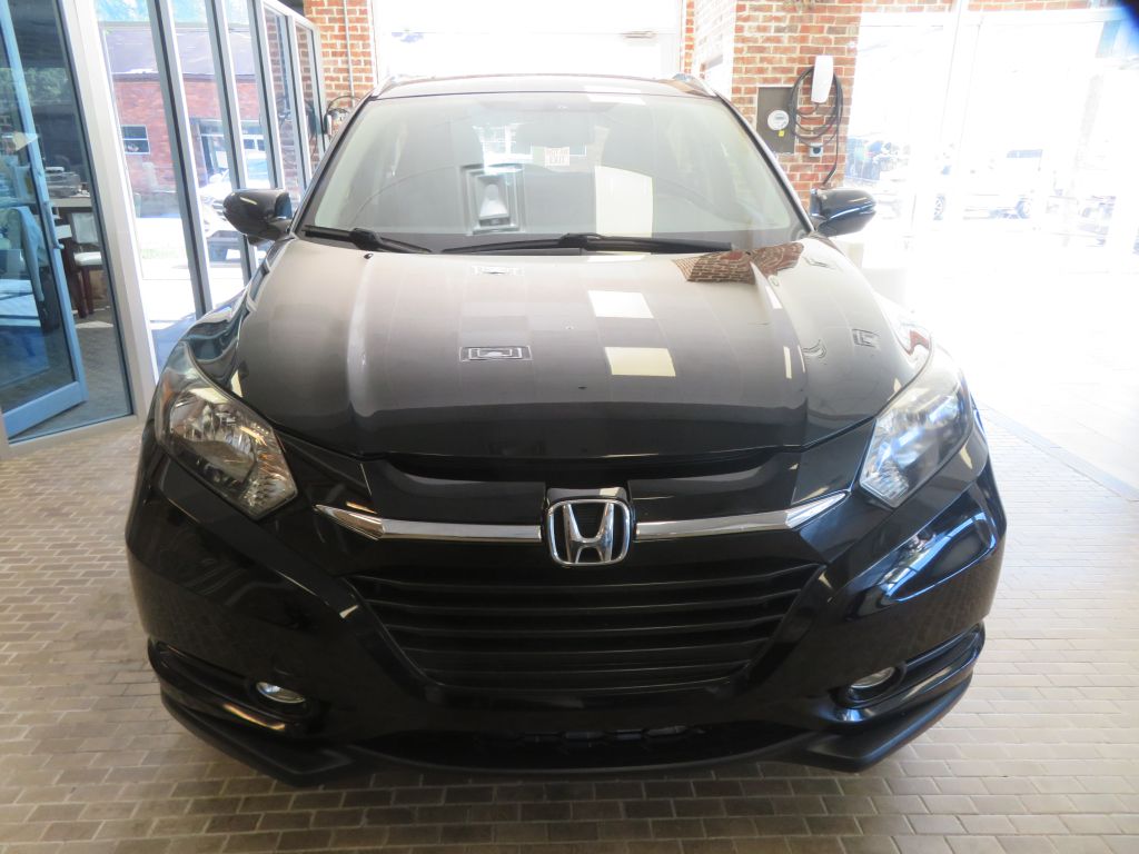 Photo 2 of this HONDA HR-V