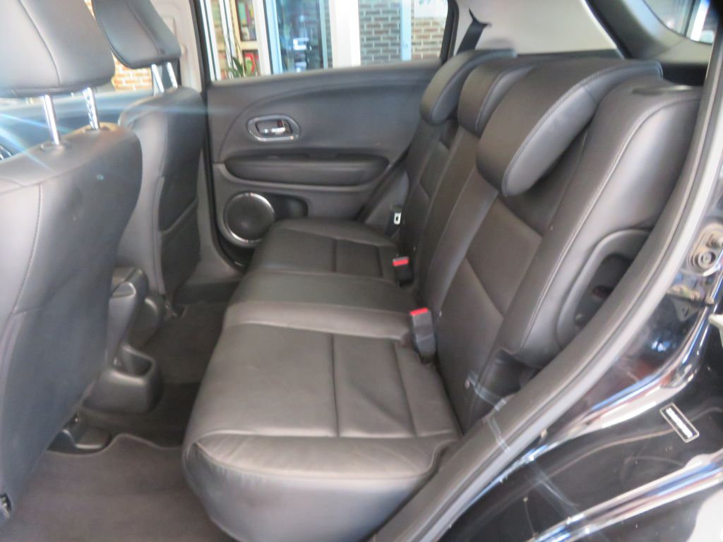 Photo 19 of this HONDA HR-V