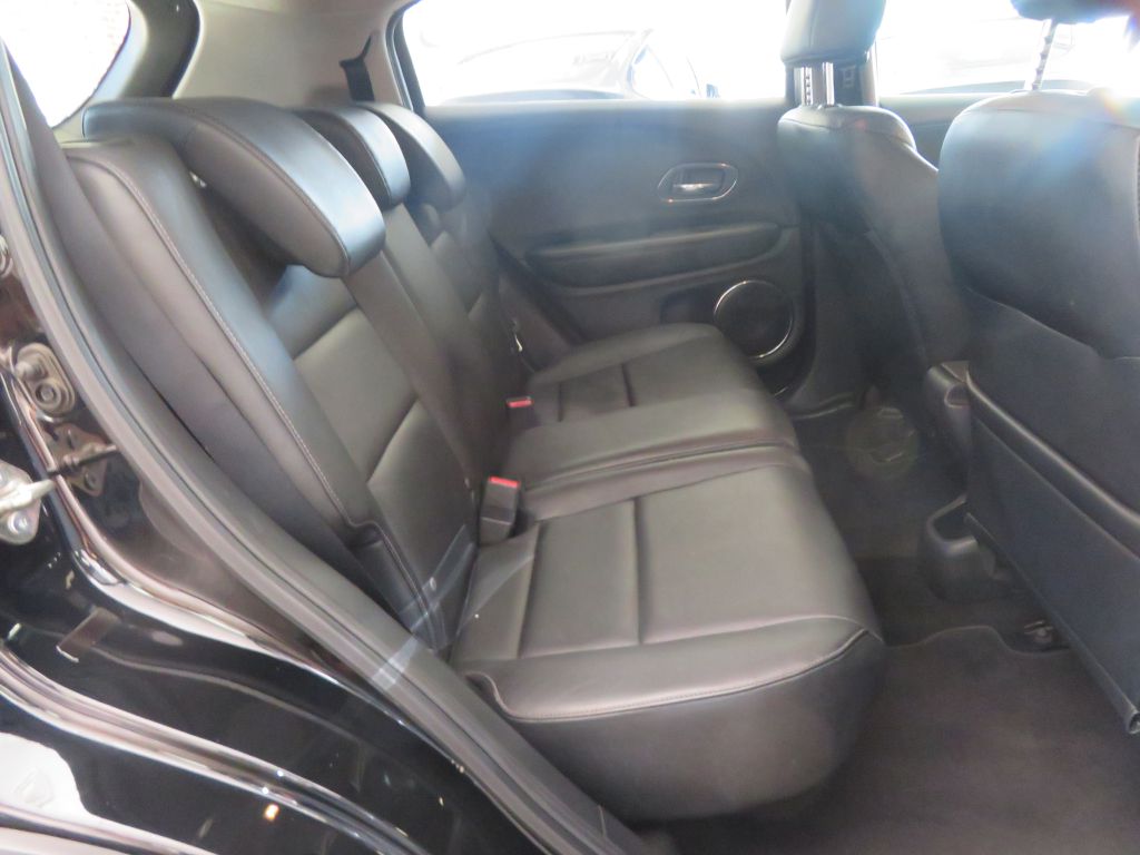 Photo 22 of this HONDA HR-V
