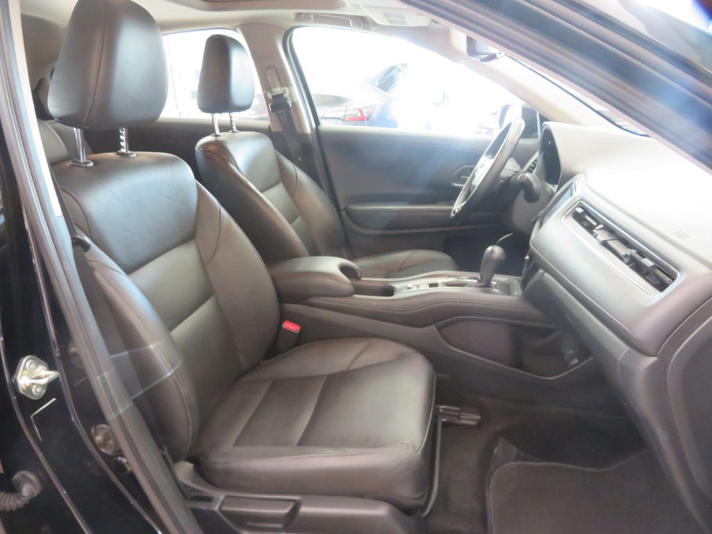 Photo 25 of this HONDA HR-V