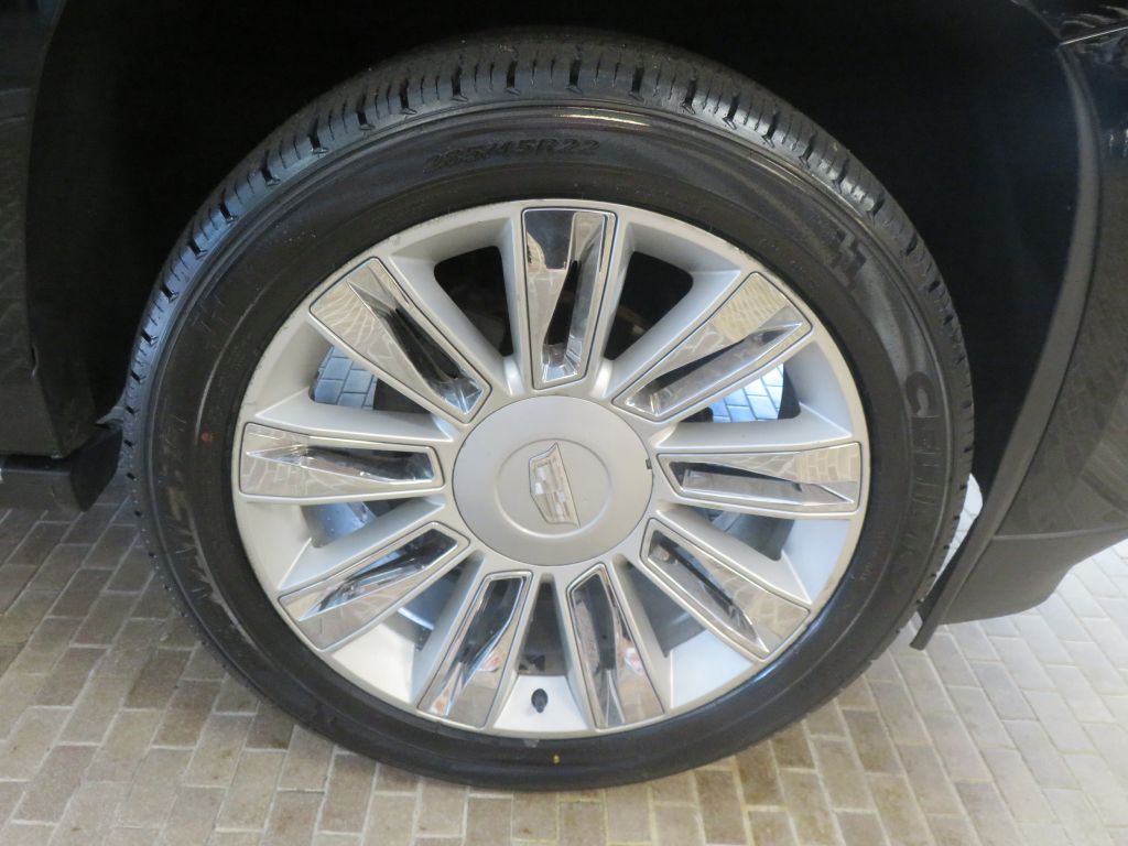 Photo 10 of this CADILLAC ESCALADE