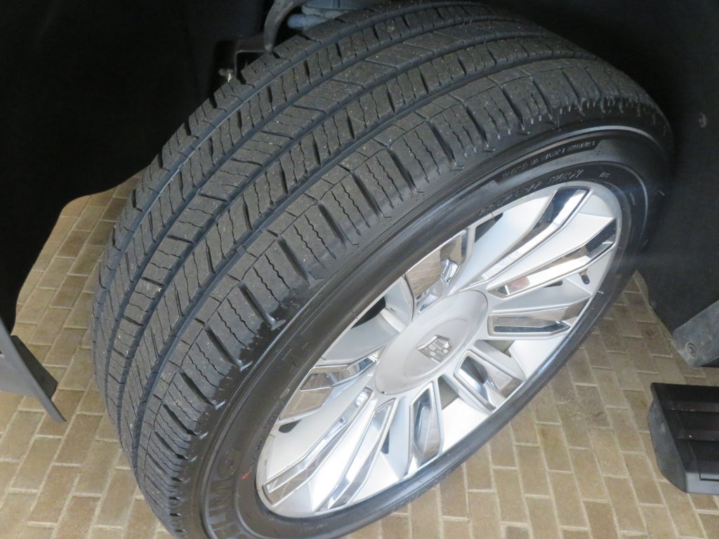 Photo 11 of this CADILLAC ESCALADE