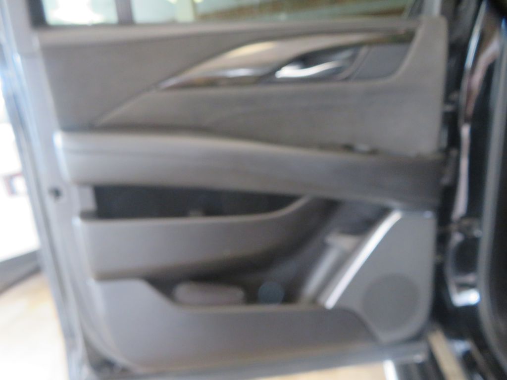 Photo 17 of this CADILLAC ESCALADE