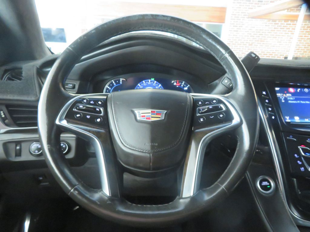 Photo 32 of this CADILLAC ESCALADE