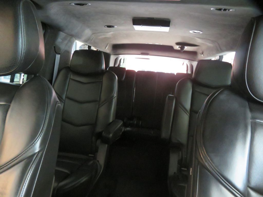 Photo 48 of this CADILLAC ESCALADE