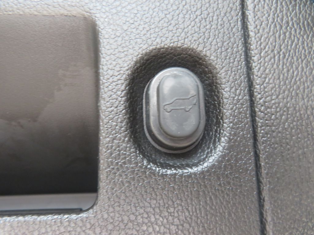 Photo 59 of this CADILLAC ESCALADE