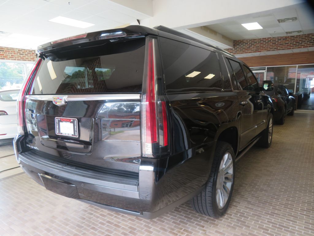 Photo 73 of this CADILLAC ESCALADE