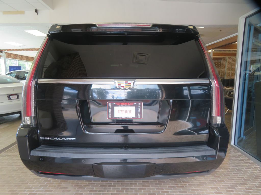 Photo 74 of this CADILLAC ESCALADE