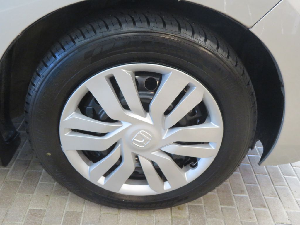 Photo 10 of this HONDA FIT