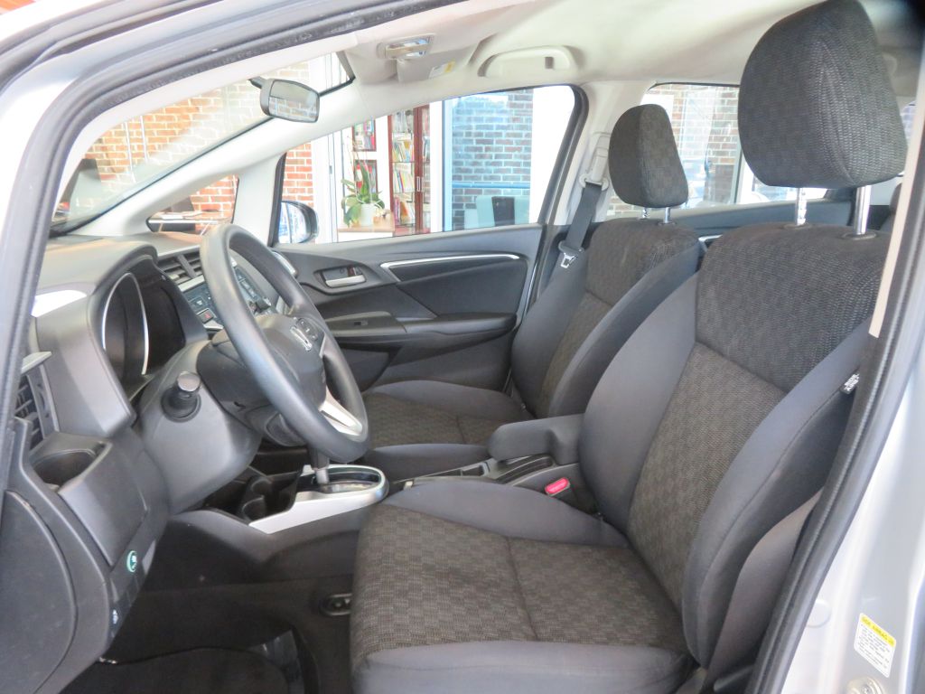 Photo 15 of this HONDA FIT