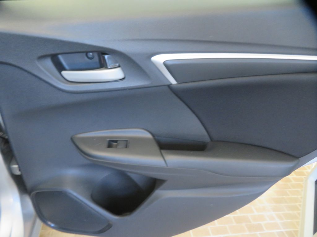 Photo 21 of this HONDA FIT
