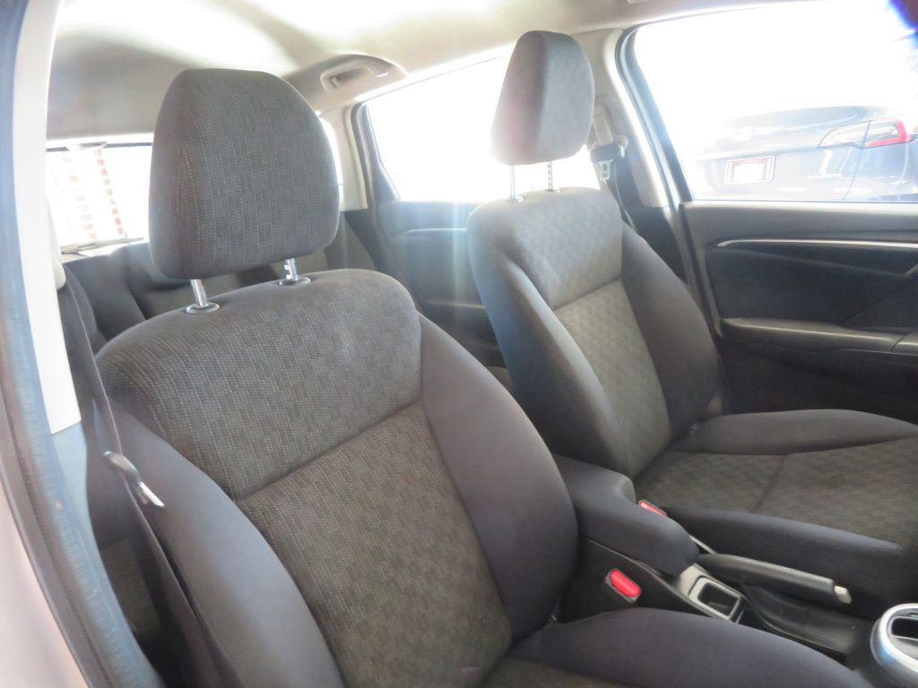 Photo 27 of this HONDA FIT