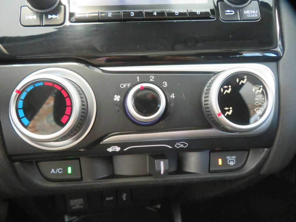 Photo 35 of this HONDA FIT