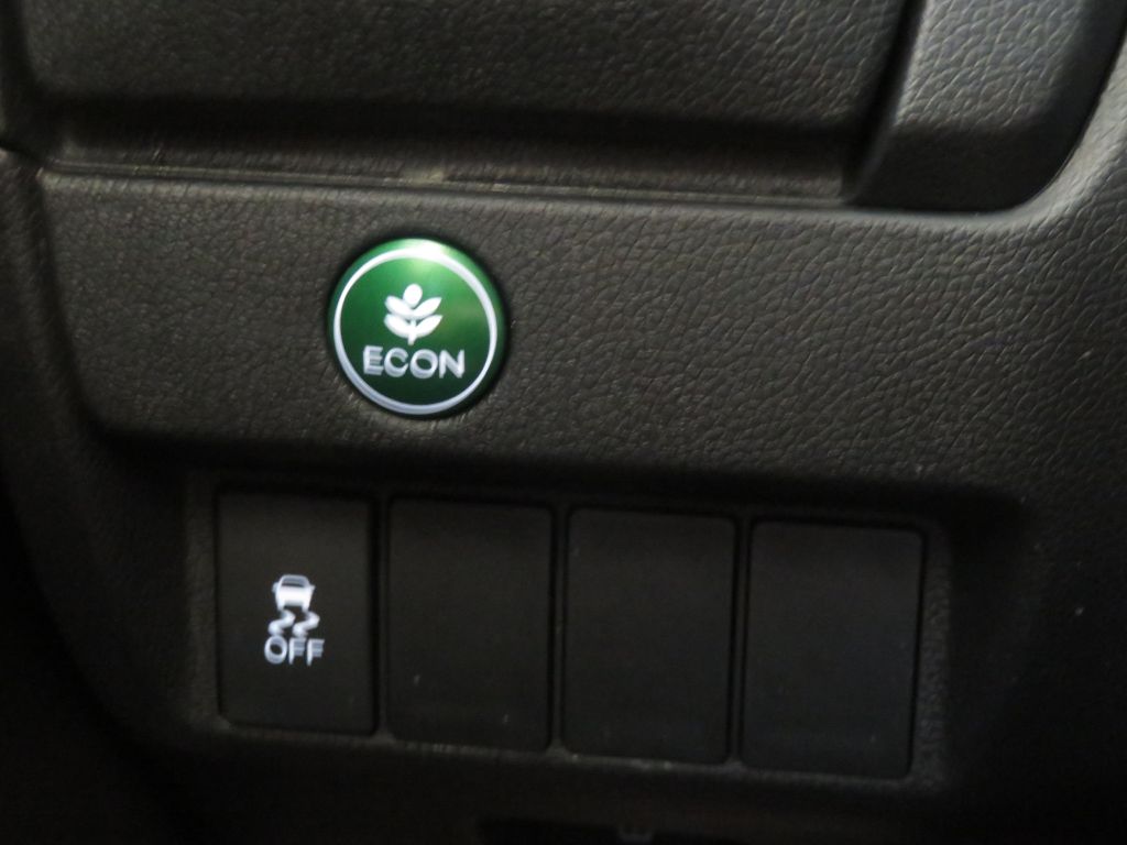 Photo 43 of this HONDA FIT