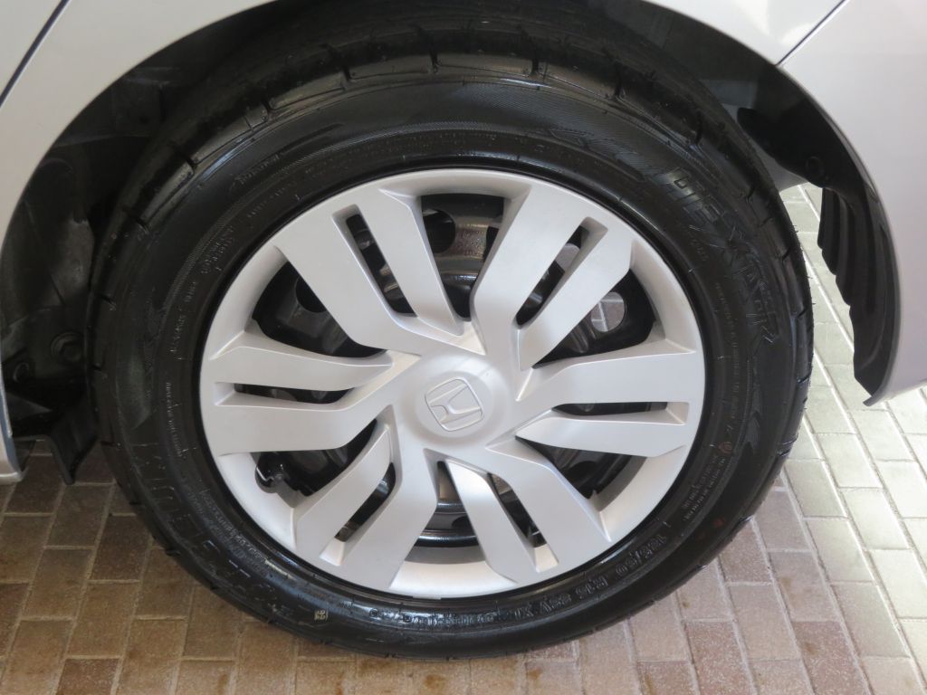 Photo 8 of this HONDA FIT