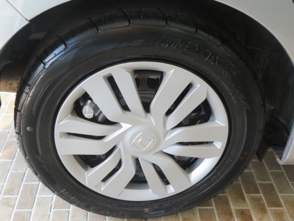 Photo 9 of this HONDA FIT
