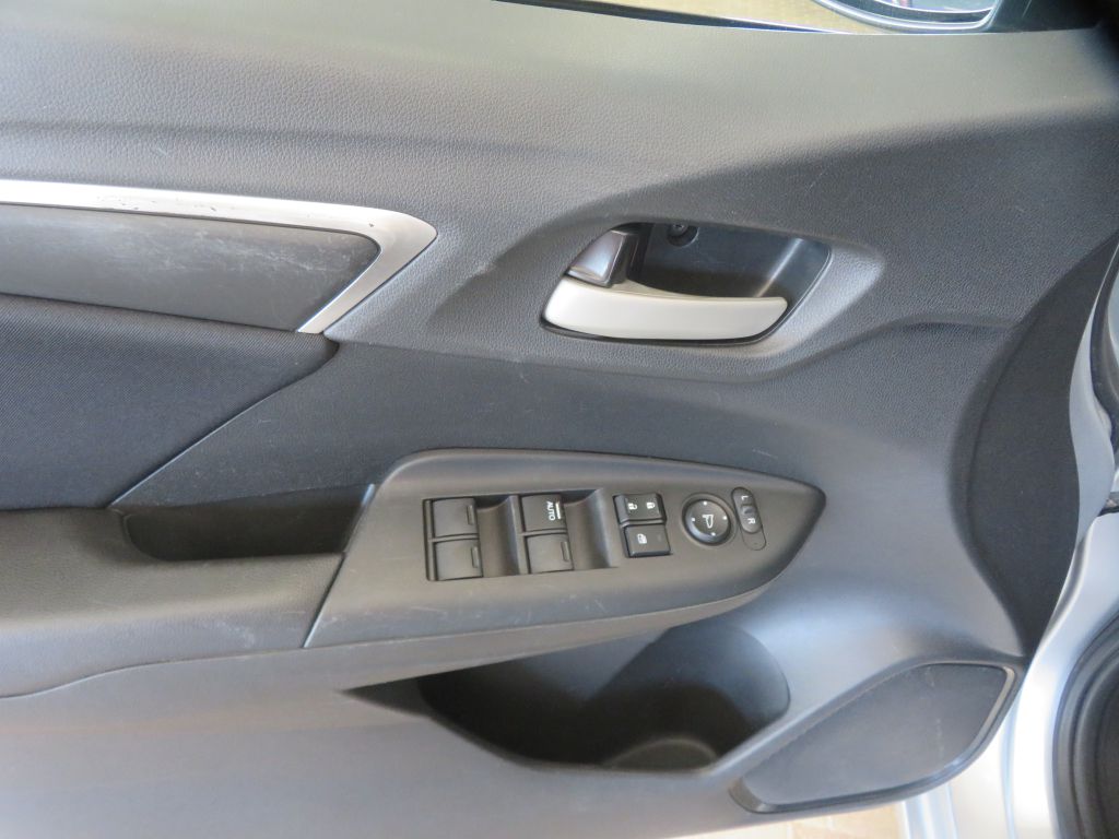 Photo 14 of this HONDA FIT
