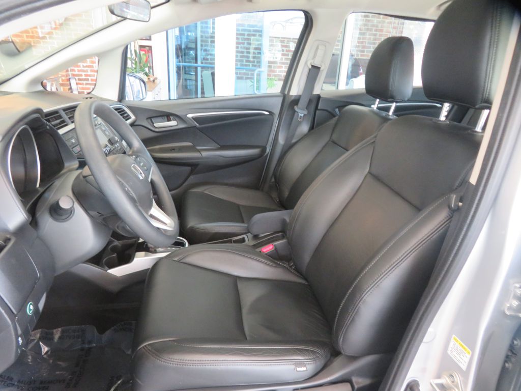 Photo 15 of this HONDA FIT