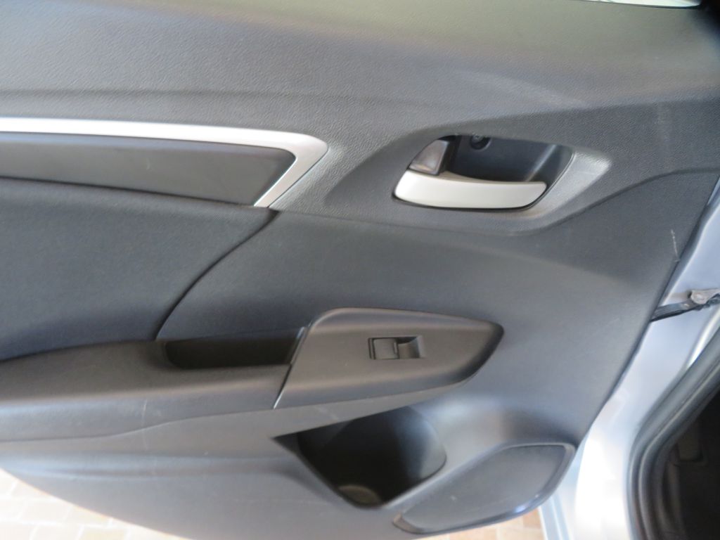 Photo 18 of this HONDA FIT