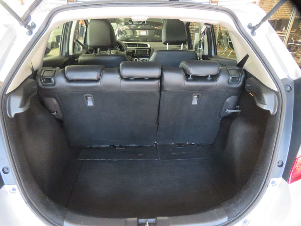 Photo 44 of this HONDA FIT