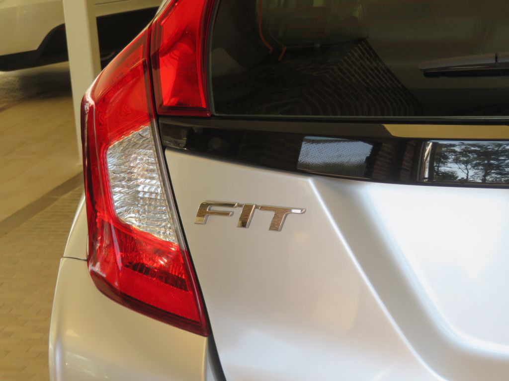 Photo 61 of this HONDA FIT