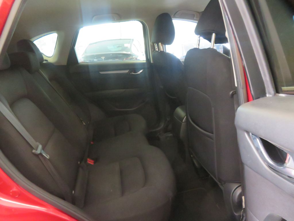 Photo 22 of this MAZDA CX-5