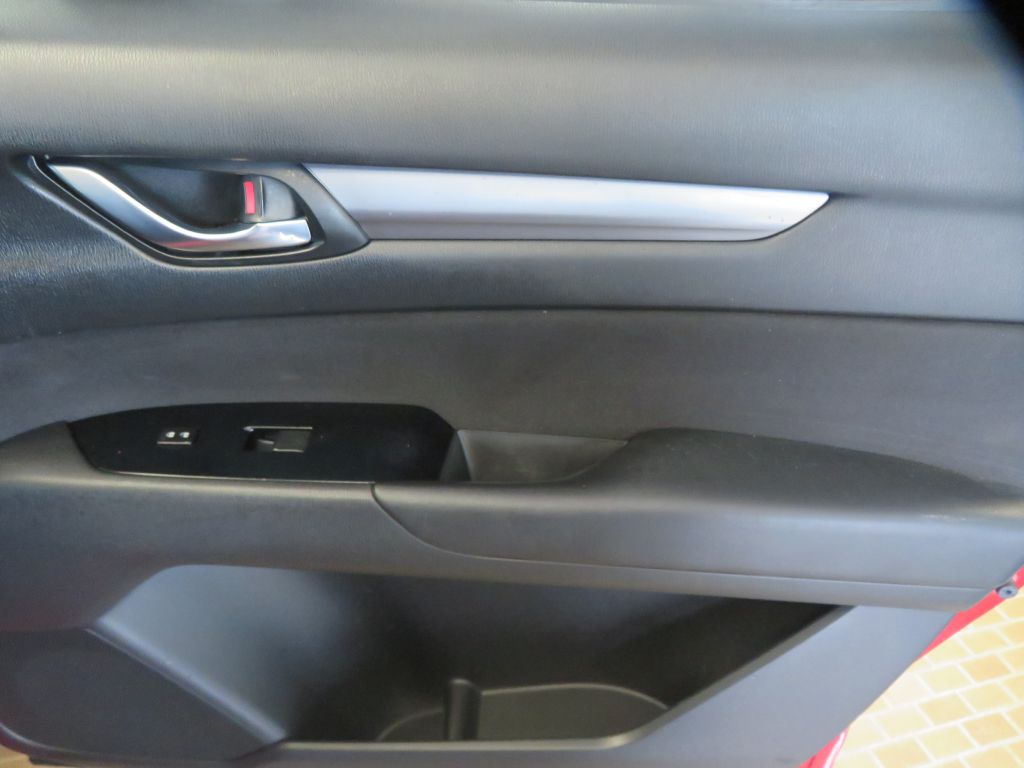 Photo 24 of this MAZDA CX-5