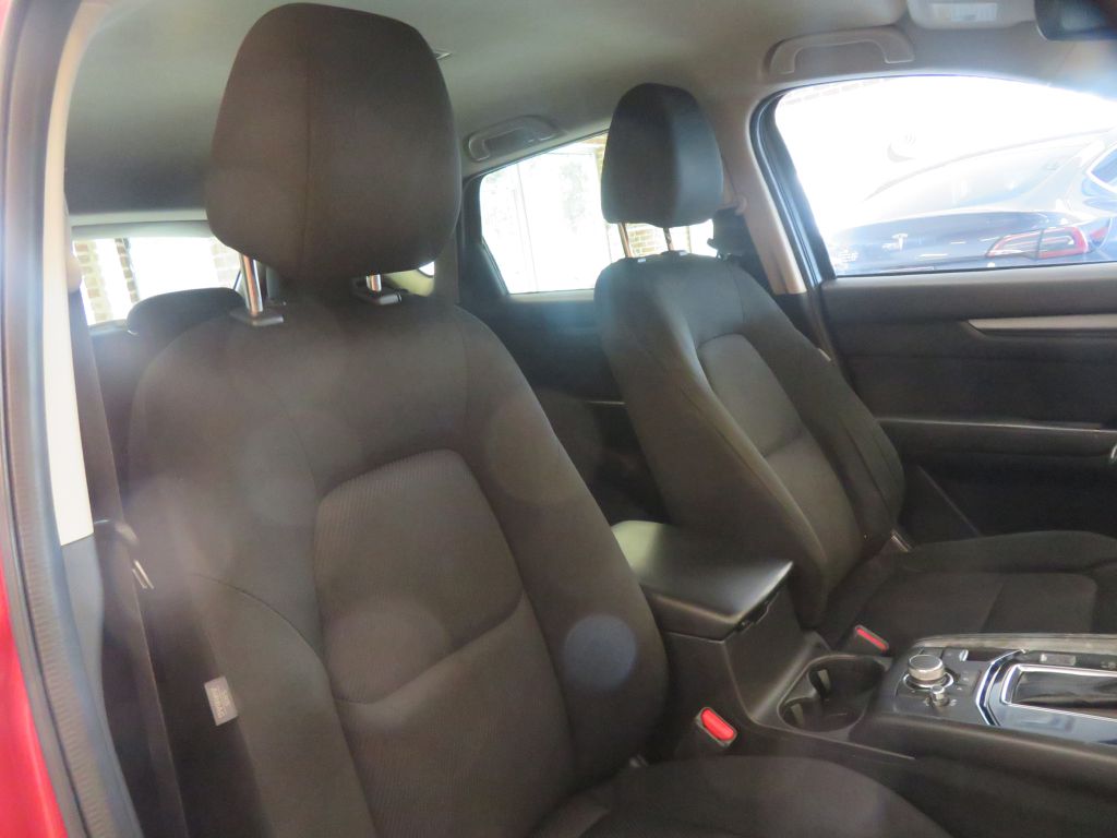 Photo 27 of this MAZDA CX-5
