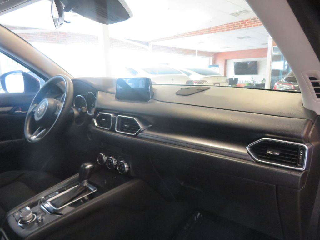 Photo 28 of this MAZDA CX-5