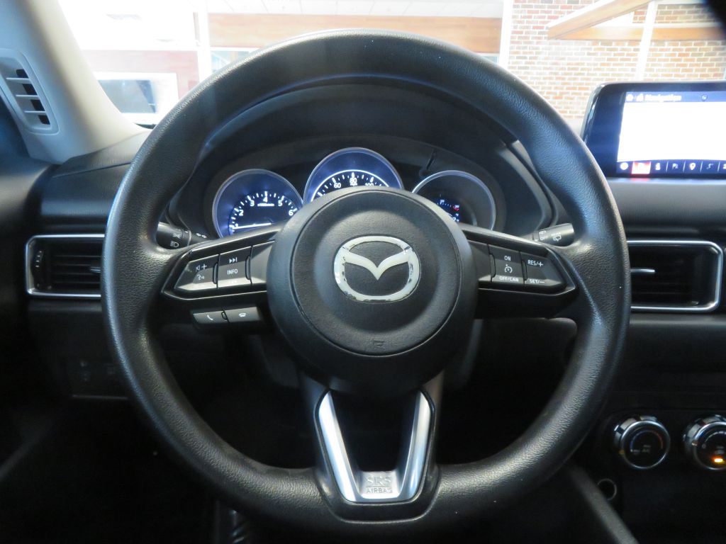 Photo 29 of this MAZDA CX-5
